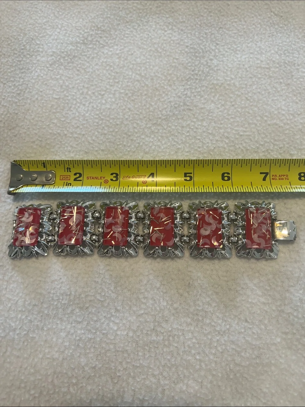 Gorgeous Red and Silver Statement Bracelet - Picture 2 of 13